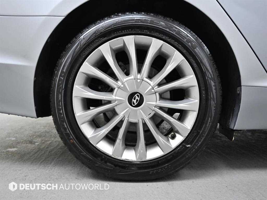 HYUNDAI Sonata - Vista 5