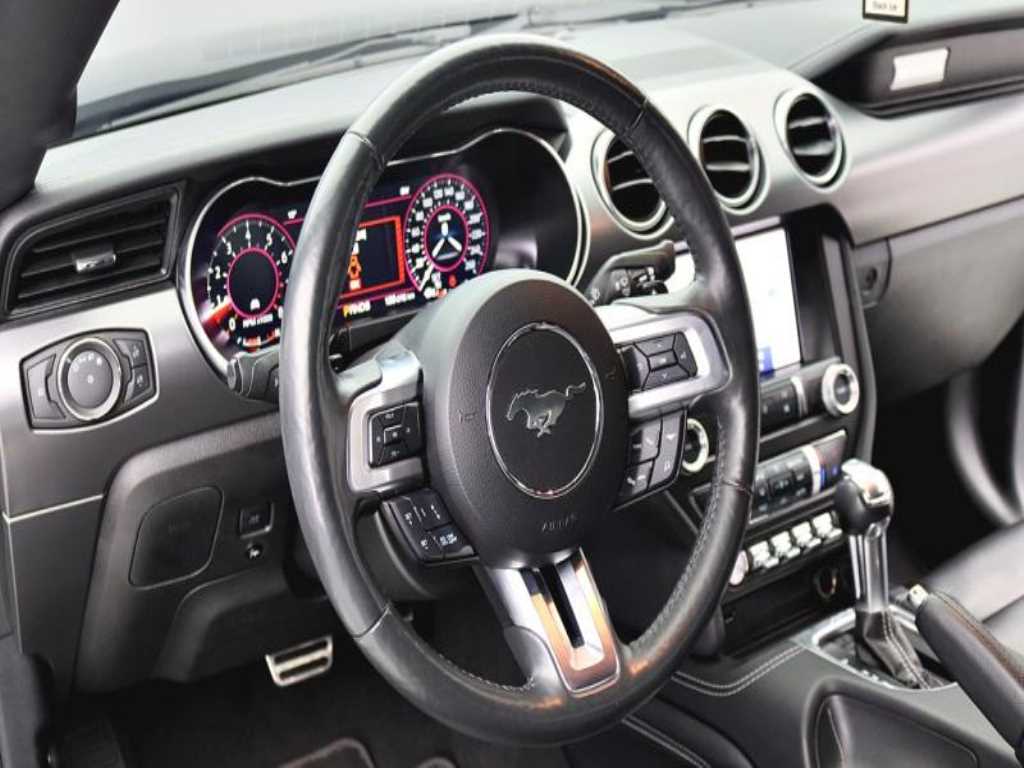 Ford Mustang - Vista 8