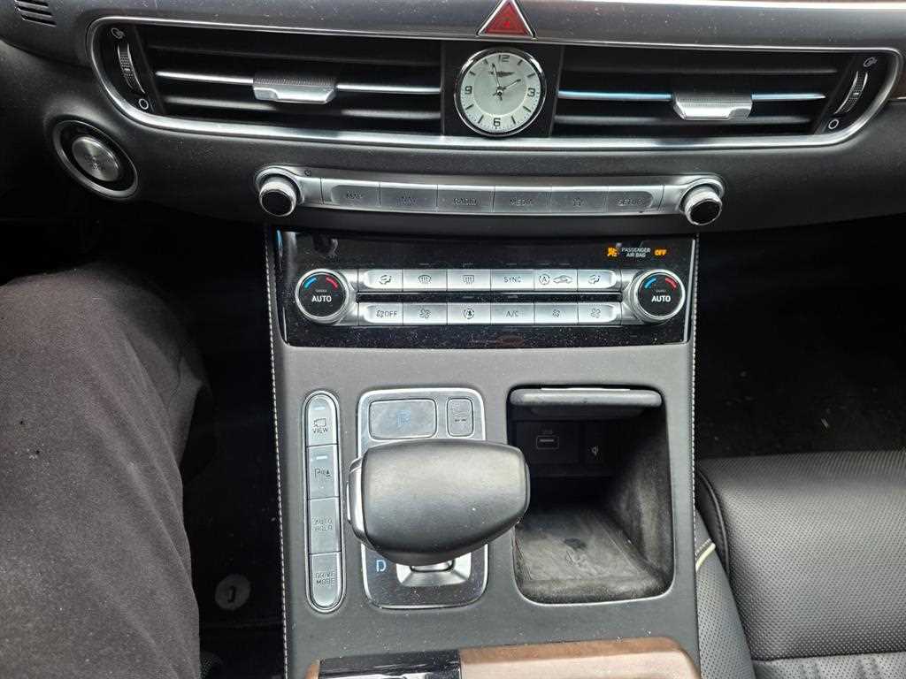 Genesis G90 2019 Negro - Importación desde Corea - HF Imports Iquique - Foto 14