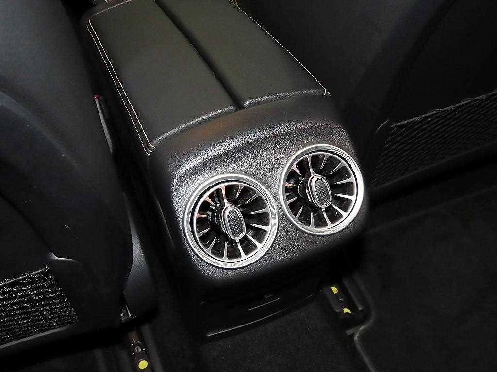 Mercedes Benz CLA Class 2021 Amarillo - Importación desde Corea - HF Imports Iquique - Foto 14