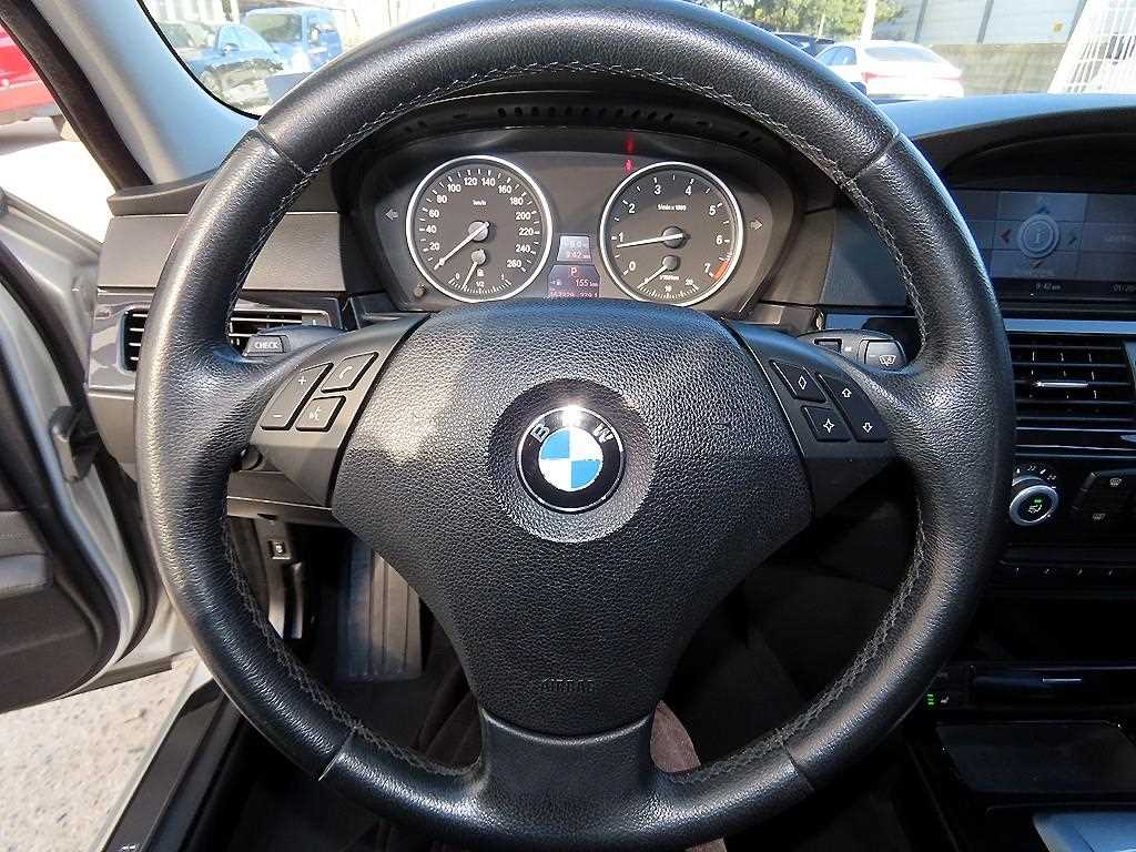 BMW 5 Series - Vista 8