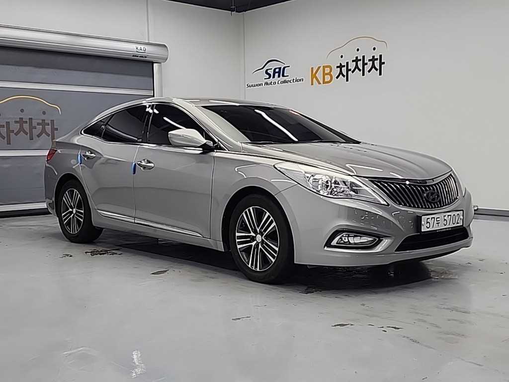 HYUNDAI Grandeur - Vista 4