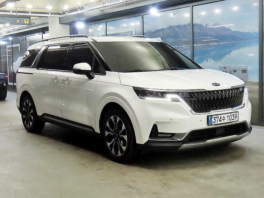 KIA Carnival 2021 Blanco - Importación desde Corea - HF Imports Iquique - Foto 1