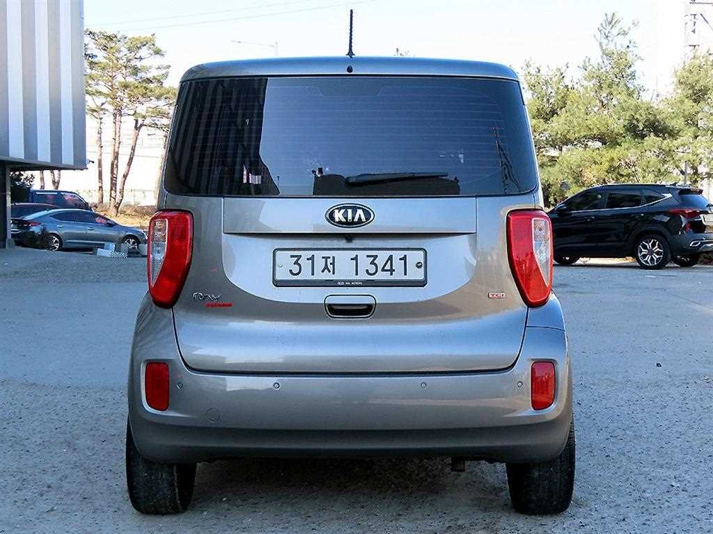 KIA Ray - Vista 4