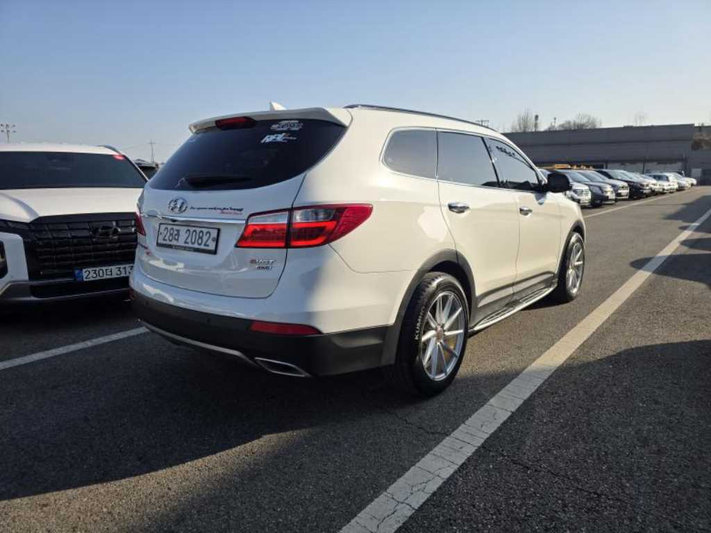 HYUNDAI Maxcruz - Vista 5