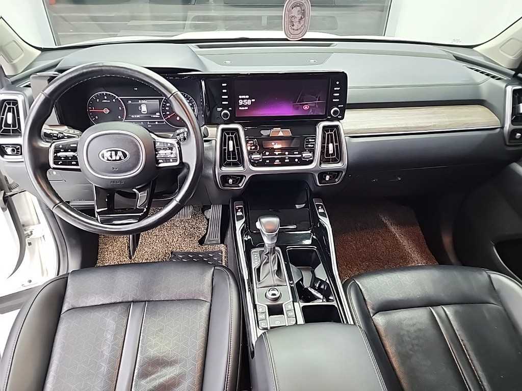 KIA Sorento - Vista 7