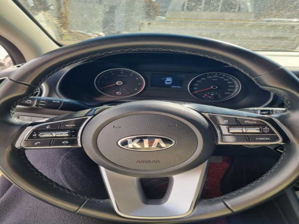 KIA K3 - Vista 5