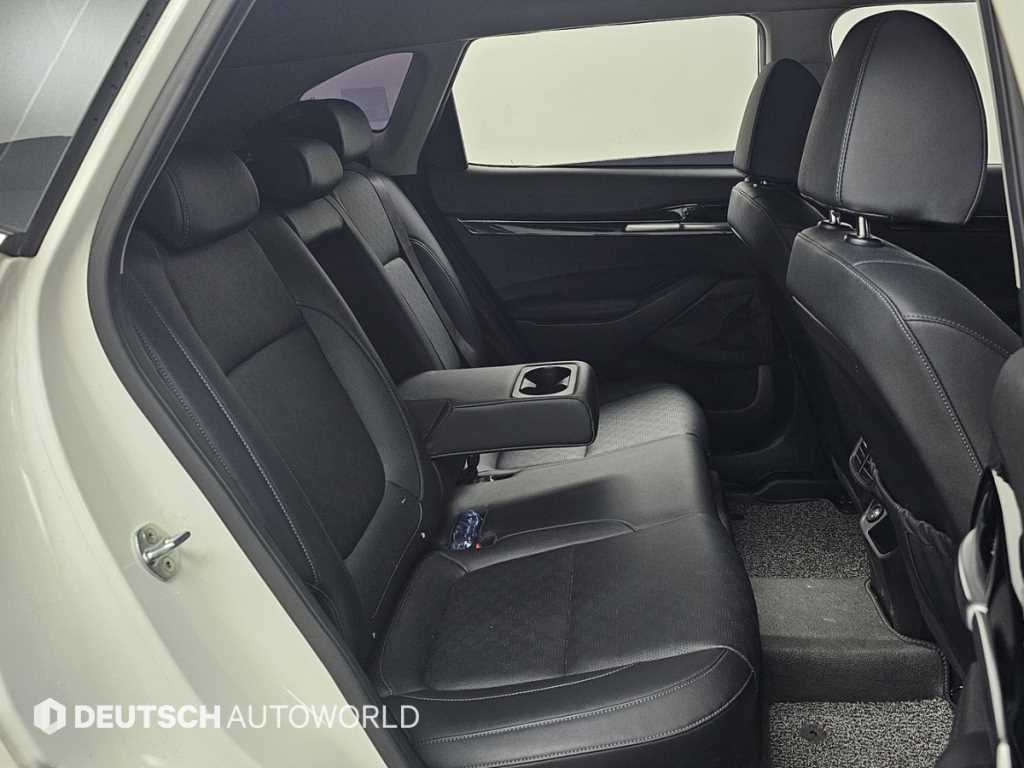 KIA Seltos - Vista 12