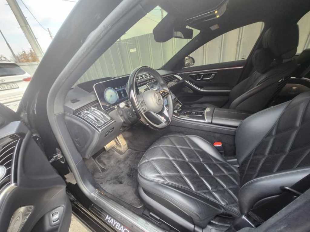 Mercedes Benz S Class - Vista 12