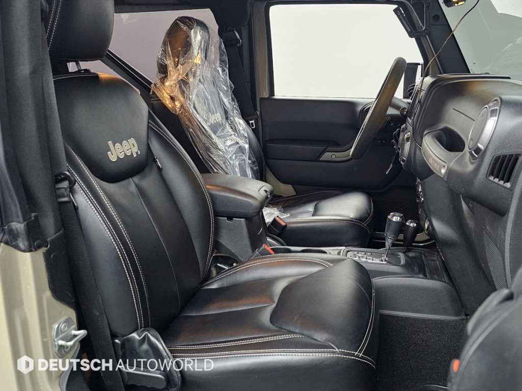 Jeep Wrangler - Vista 10