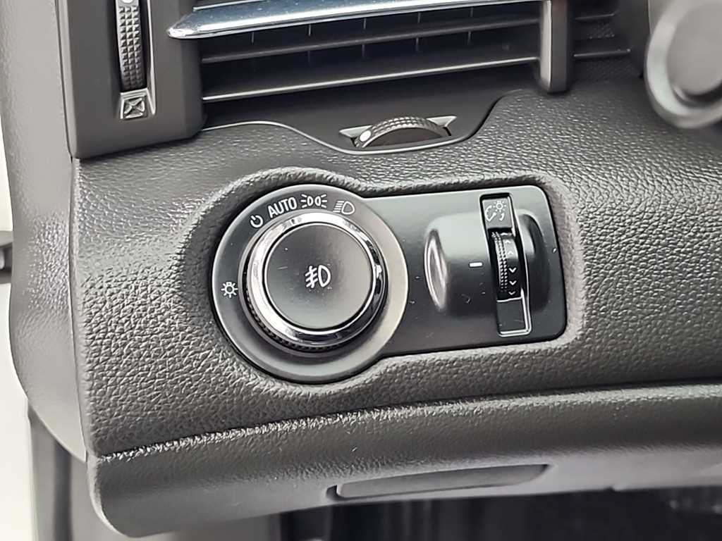 Chevrolet Malibu 2013 Blanco - Importación desde Corea - HF Imports Iquique - Foto 16