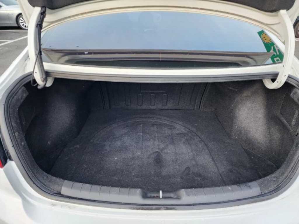 HYUNDAI Avante 2019 Blanco - Importación desde Corea - HF Imports Iquique - Foto 20