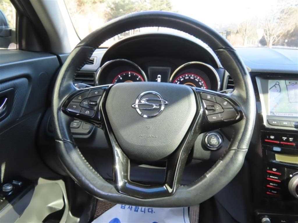 Ssangyong Tivoli 2016 Gris - Importación desde Corea - HF Imports Iquique - Foto 16