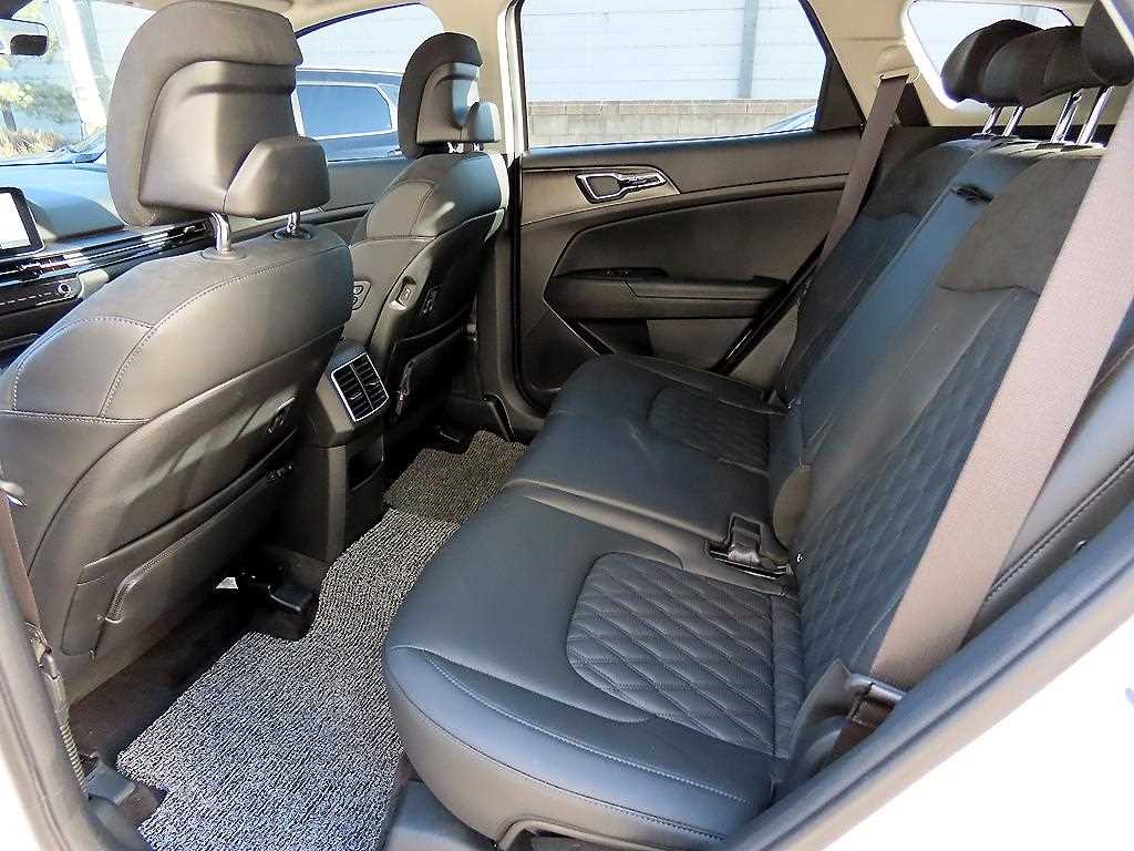 KIA Sportage - Vista 6