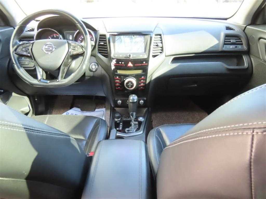 Ssangyong Tivoli 2016 Gris - Importación desde Corea - HF Imports Iquique - Foto 15