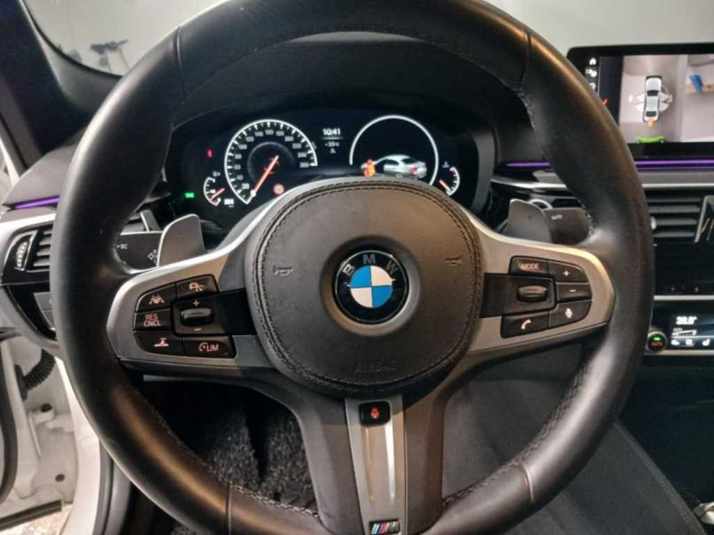 BMW 5 Series - Vista 12