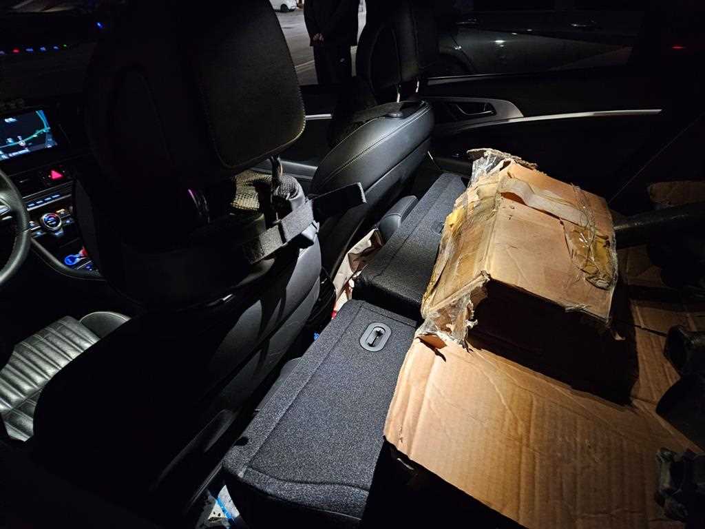 Genesis G70 - Vista 7