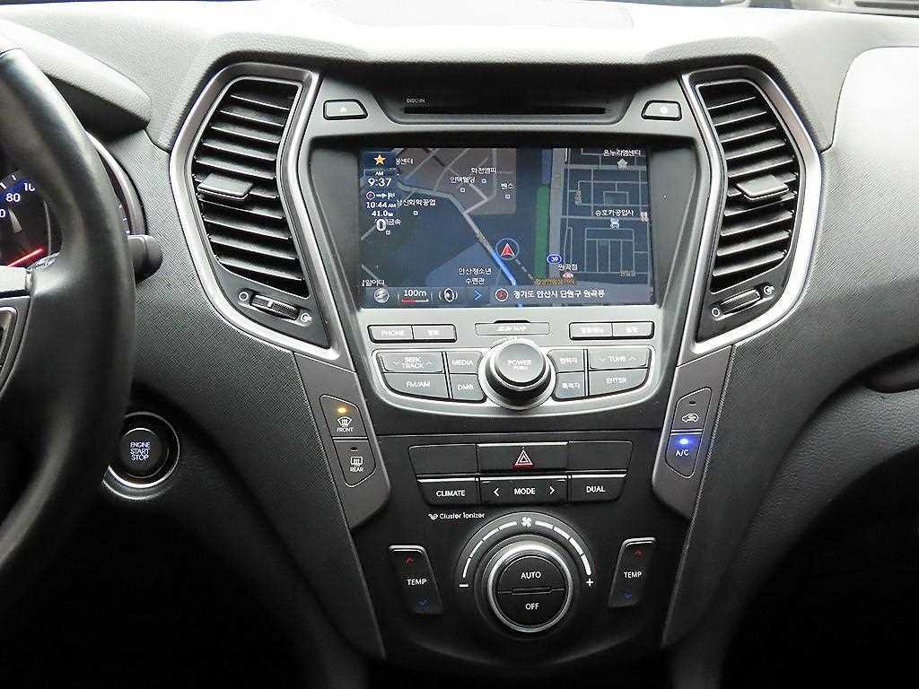 HYUNDAI Santa Fe - Vista 8