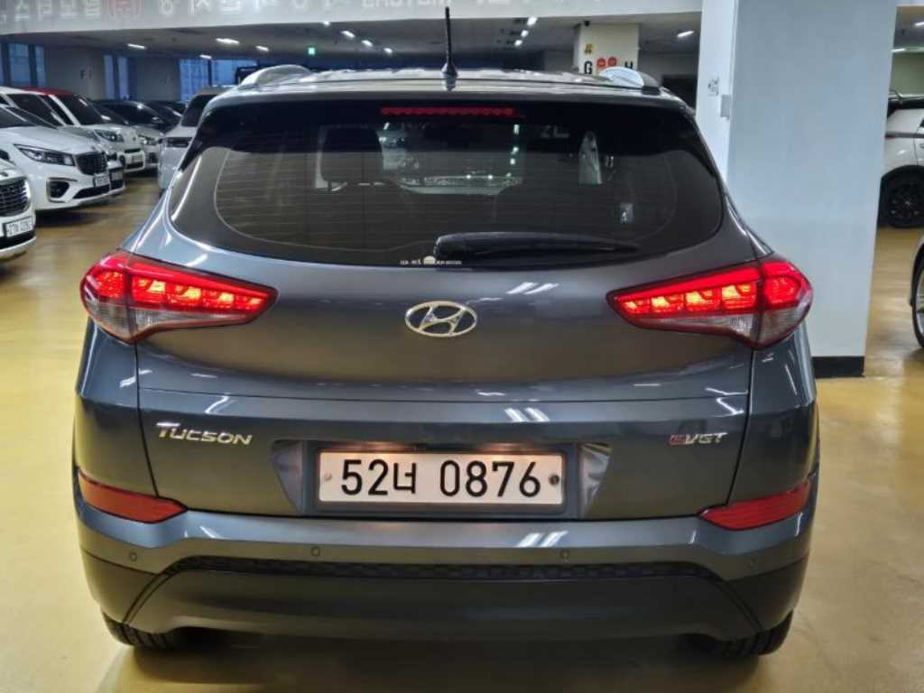 HYUNDAI Tucson - Vista 6