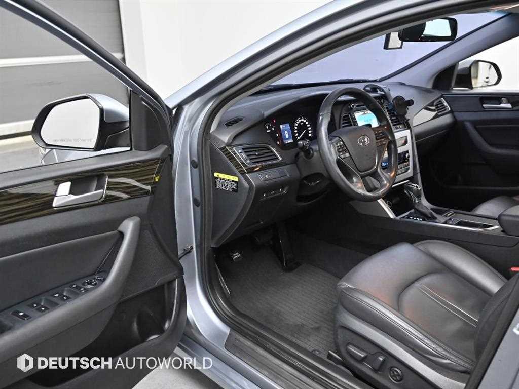 HYUNDAI Sonata - Vista 10