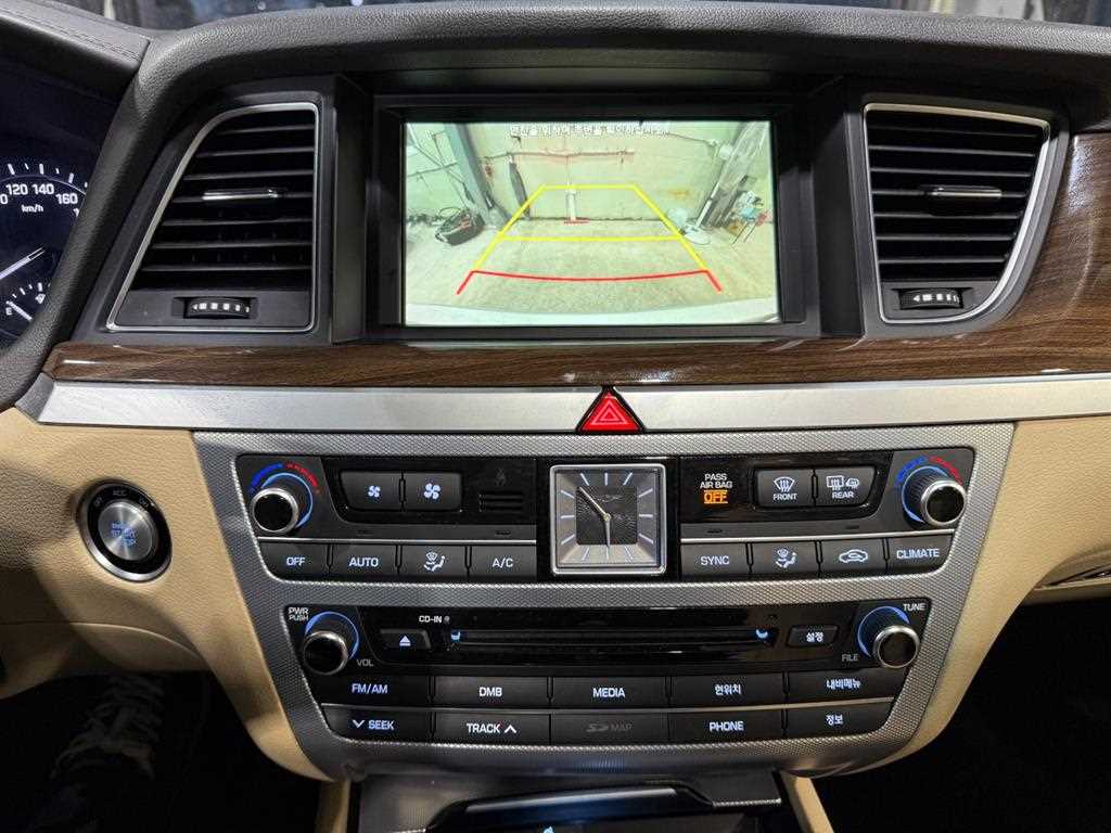 Genesis G80 - Vista 7