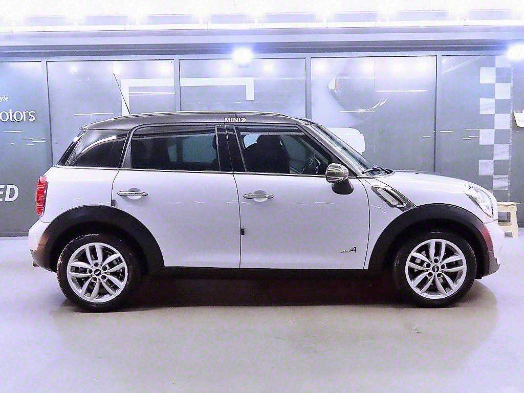 Mini Countryman - Vista 3