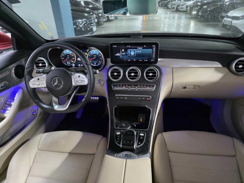 Mercedes Benz C Class - Vista 8