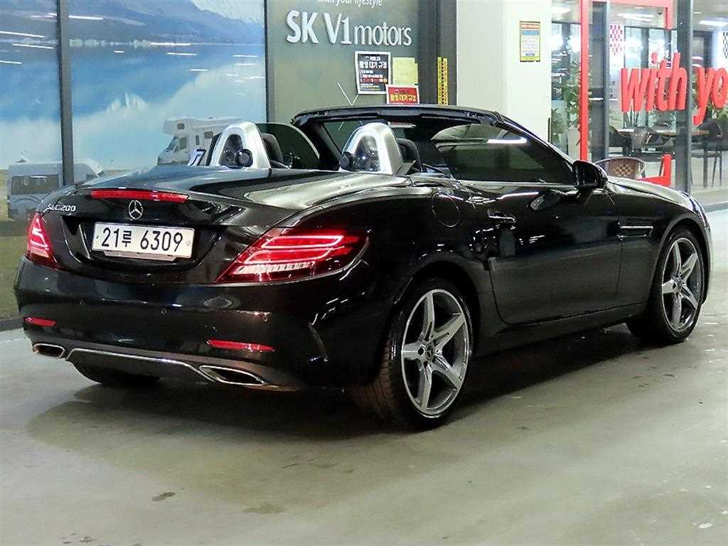 Mercedes Benz SLC Class - Vista 9