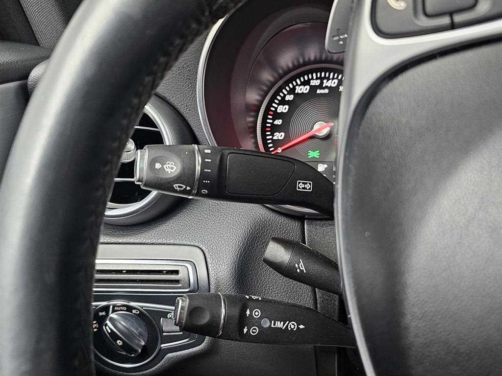 Mercedes Benz C Class 2017 Blanco - Importación desde Corea - HF Imports Iquique - Foto 18