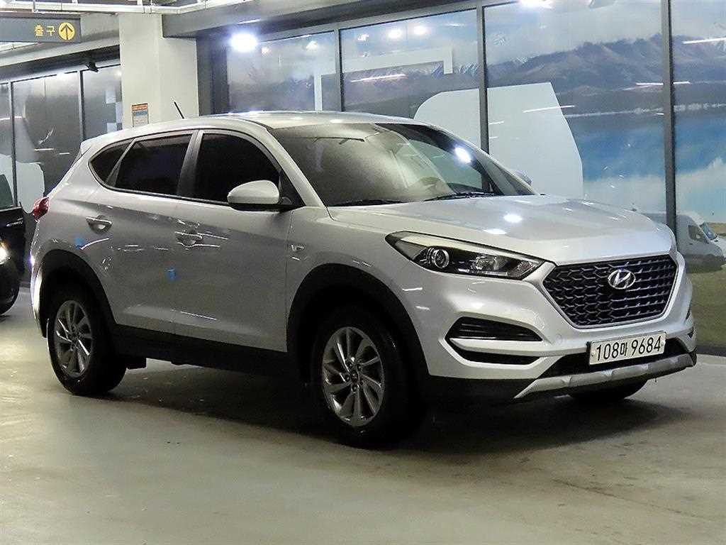HYUNDAI Tucson 2018 Gris - Importación desde Corea - HF Imports Iquique - Foto 1