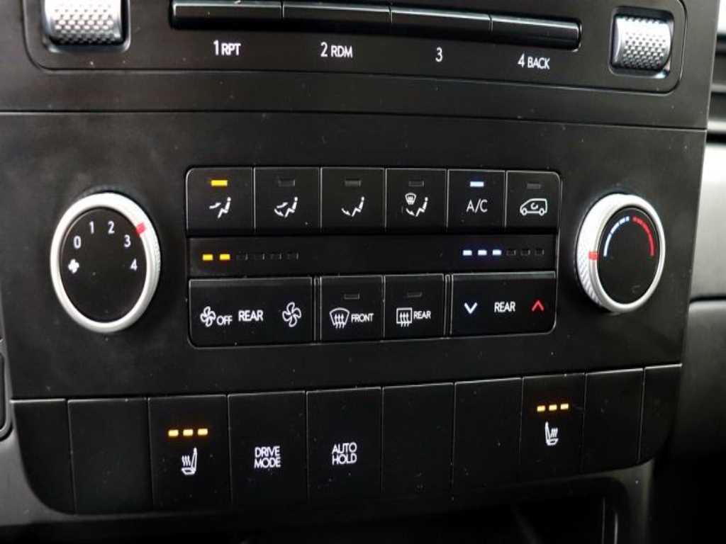 HYUNDAI Staria - Vista 8