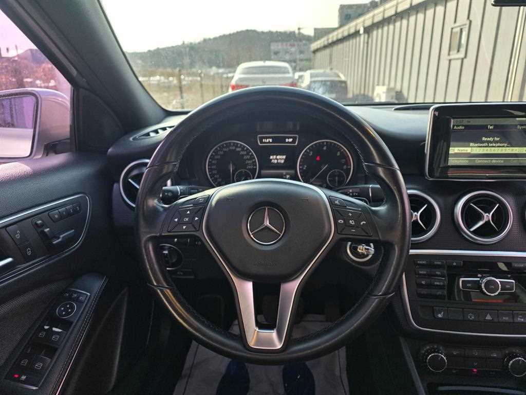 Mercedes Benz A Class - Vista 8