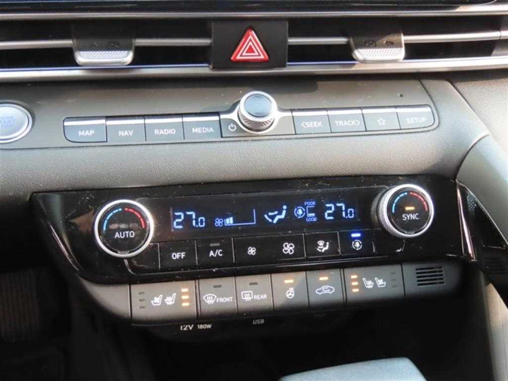 HYUNDAI Avante - Vista 7