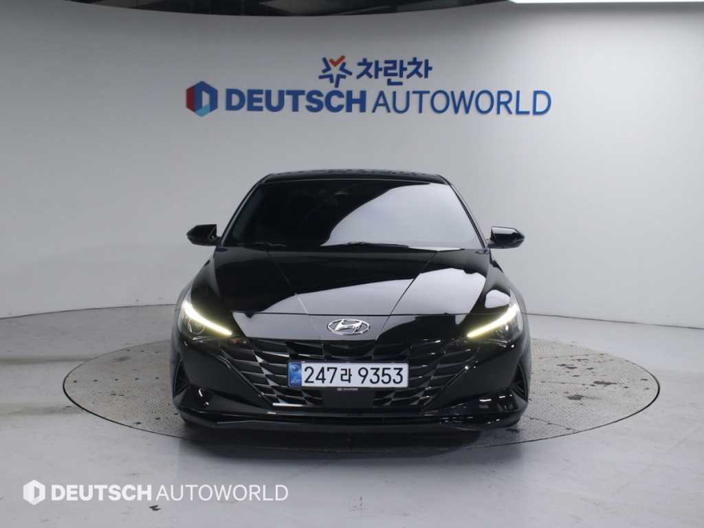 HYUNDAI Avante - Vista 3