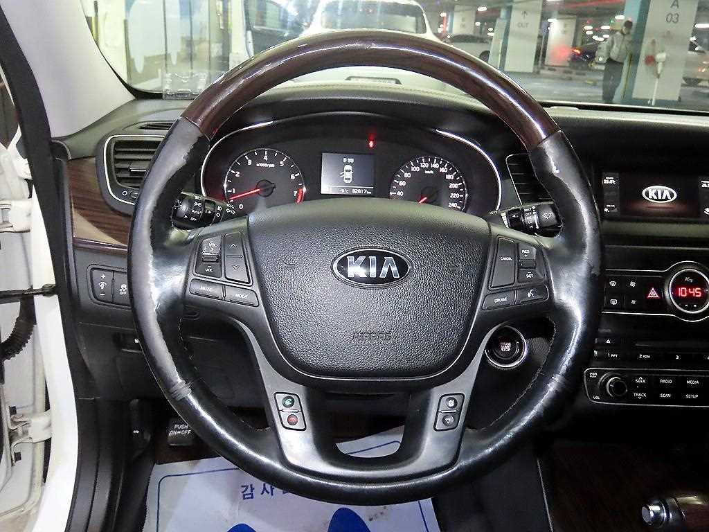 KIA K7 - Vista 8
