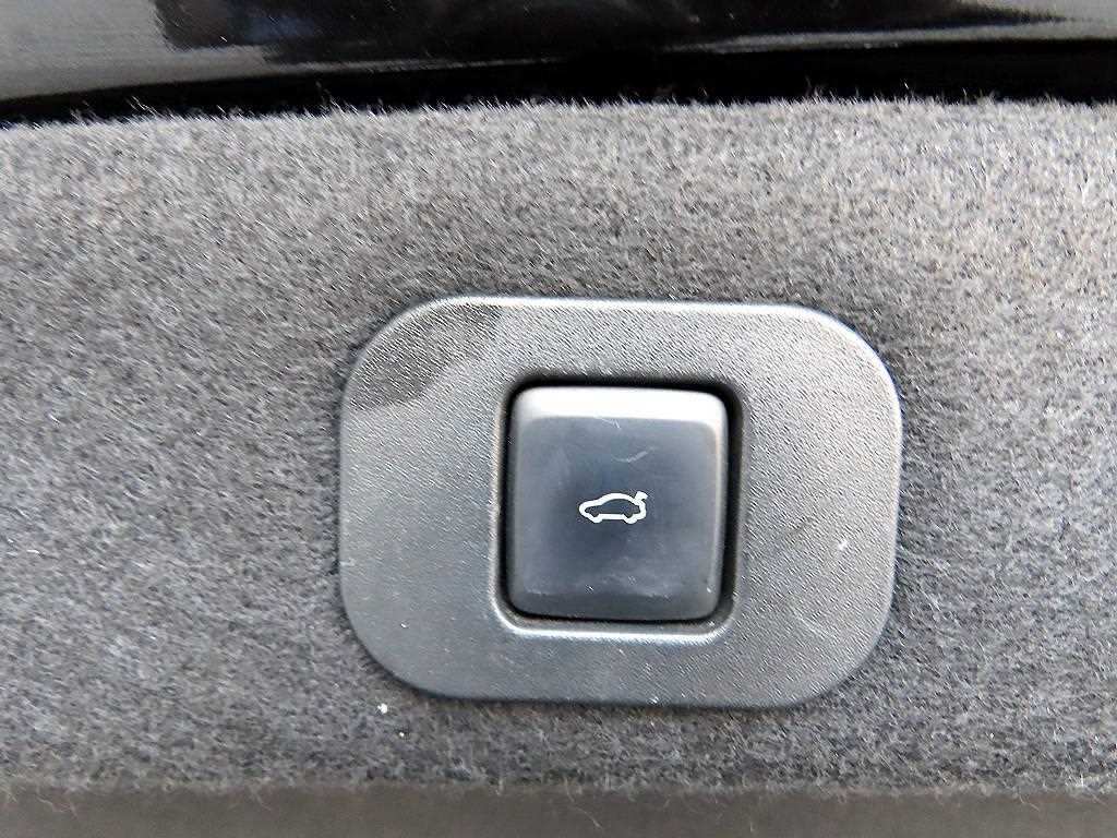 Lincoln Continental 2017 Negro - Importación desde Corea - HF Imports Iquique - Foto 16