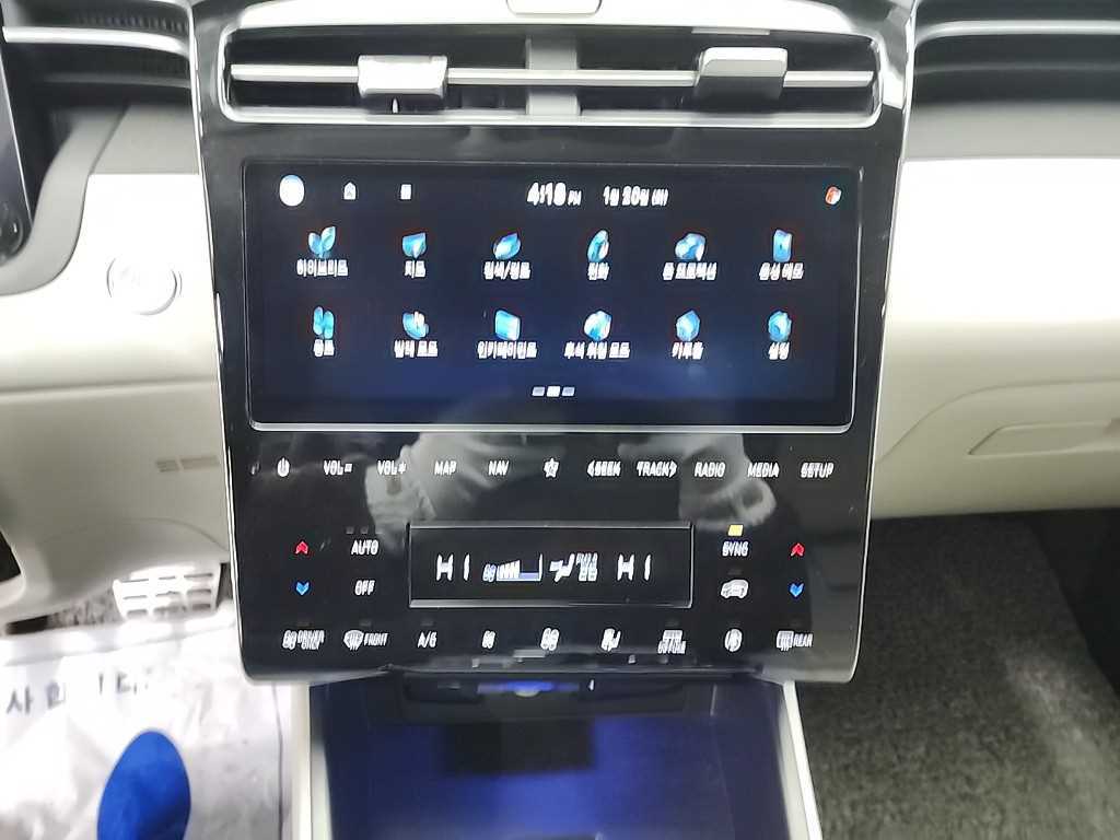 HYUNDAI Tucson - Vista 10