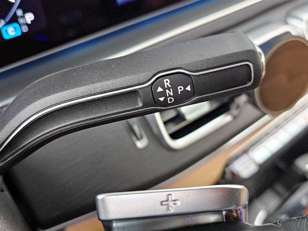 Mercedes Benz GLE Class - Vista 9