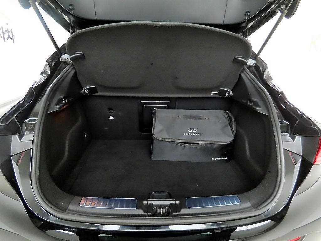 Infiniti QX - Vista 5