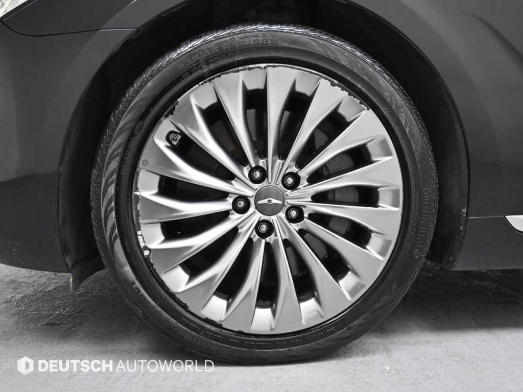 Genesis EQ900 - Vista 5