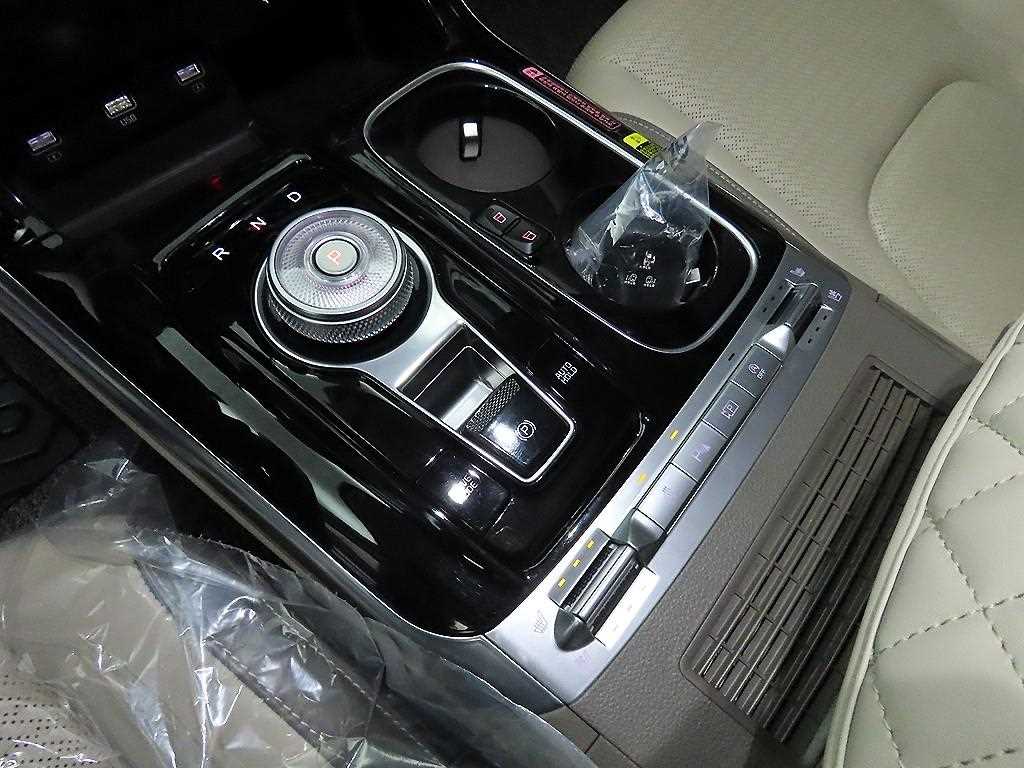 KIA Carnival 2021 Blanco - Importación desde Corea - HF Imports Iquique - Foto 13