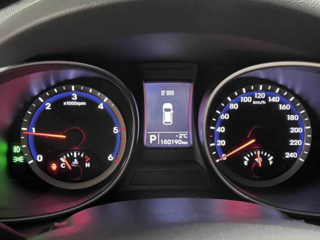 HYUNDAI Santa Fe - Vista 12