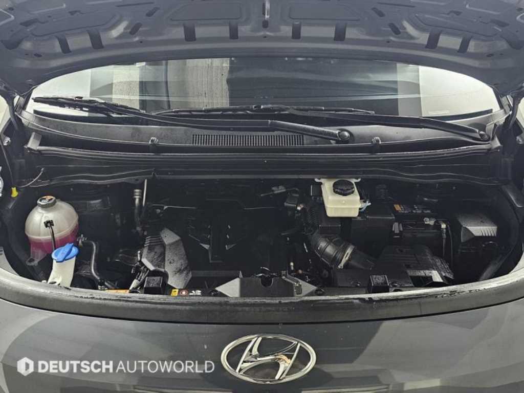 HYUNDAI Staria - Vista 6