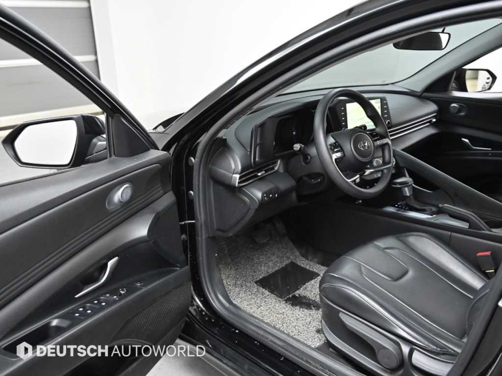 HYUNDAI Avante - Vista 11