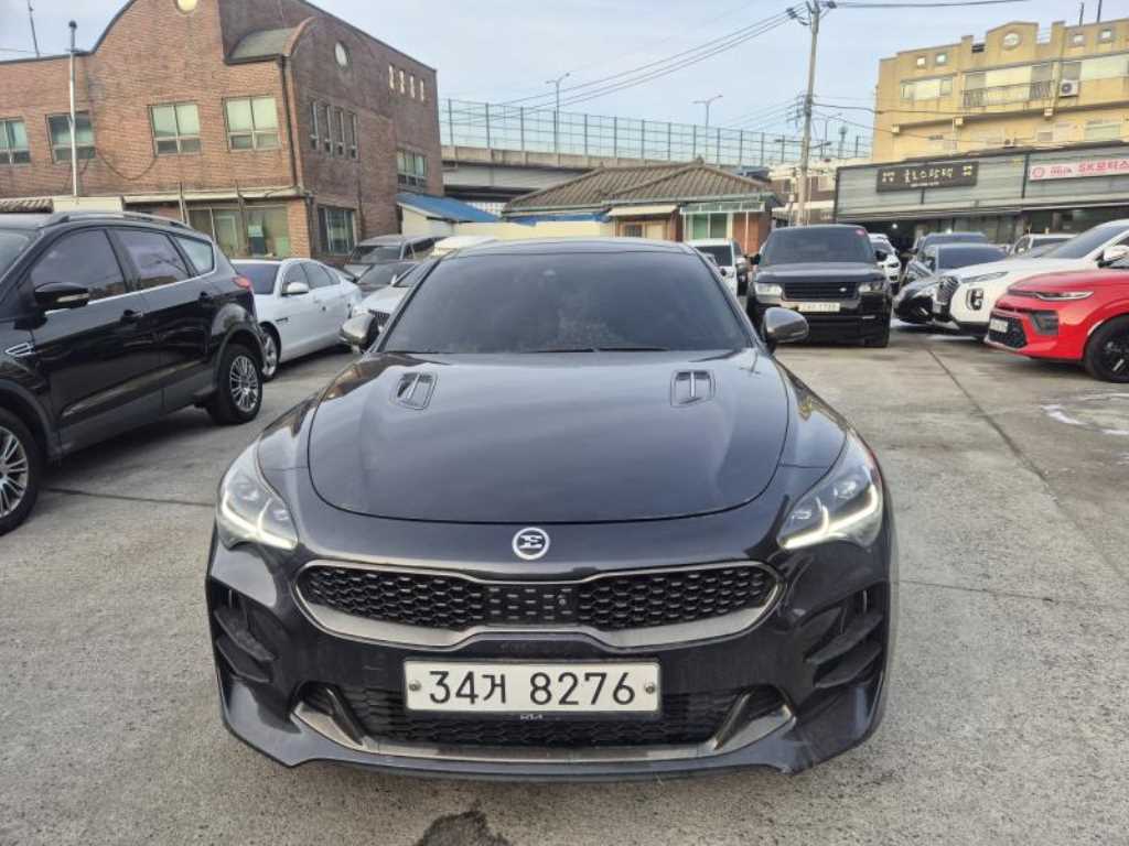 KIA Stinger 2018 Gris - Importación desde Corea - HF Imports Iquique - Foto 1