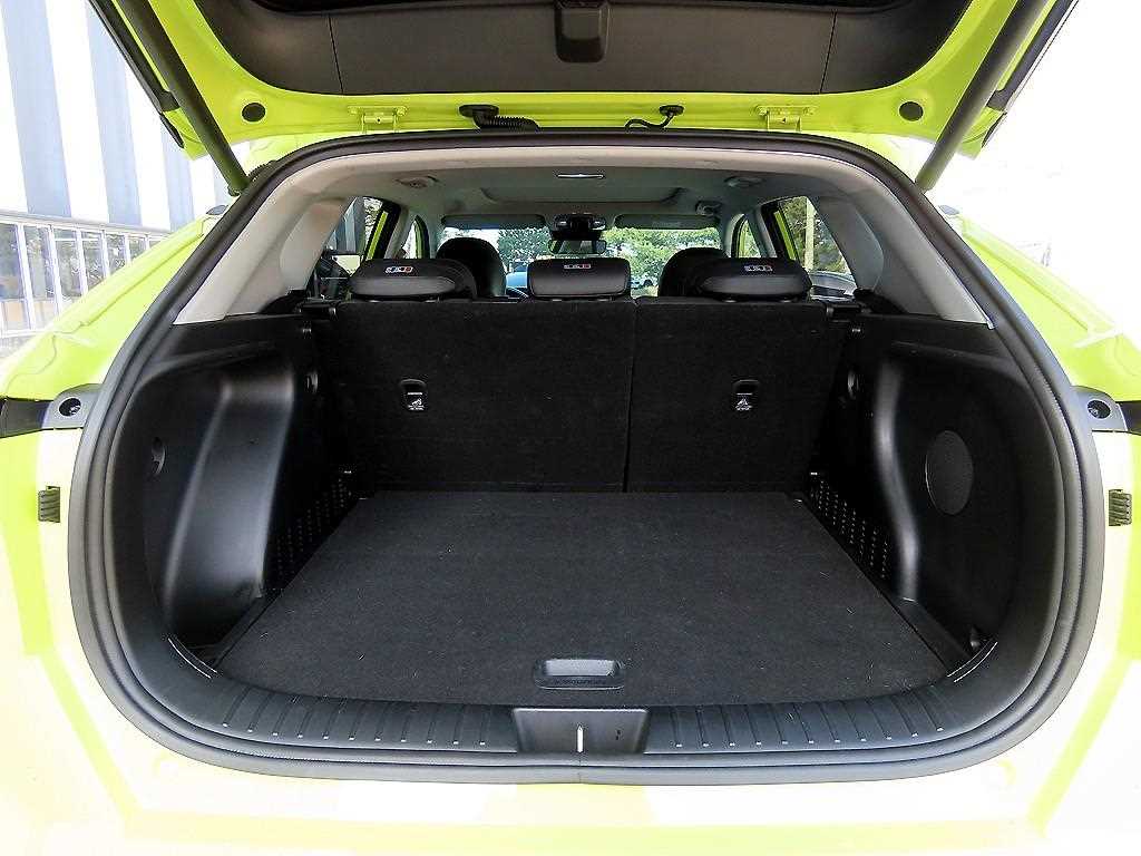 HYUNDAI Kona 2023 Amarillo - Importación desde Corea - HF Imports Iquique - Foto 15