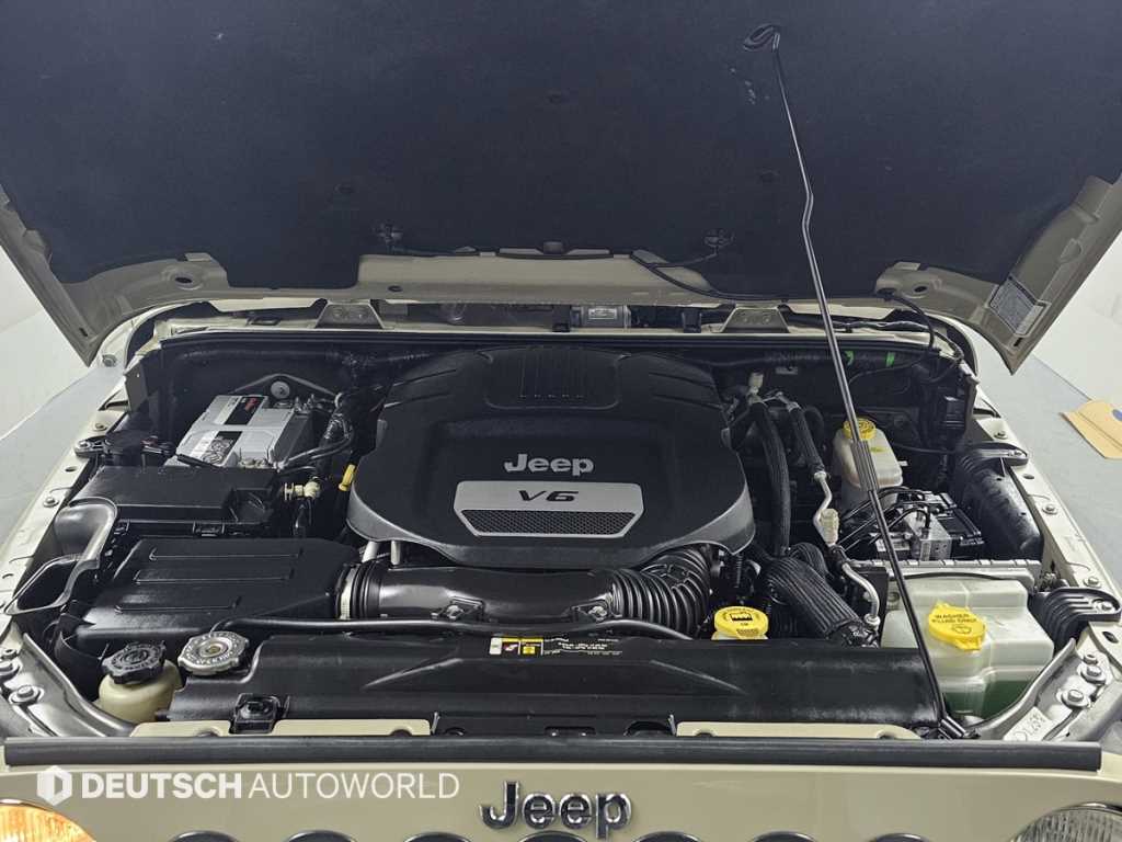 Jeep Wrangler - Vista 6