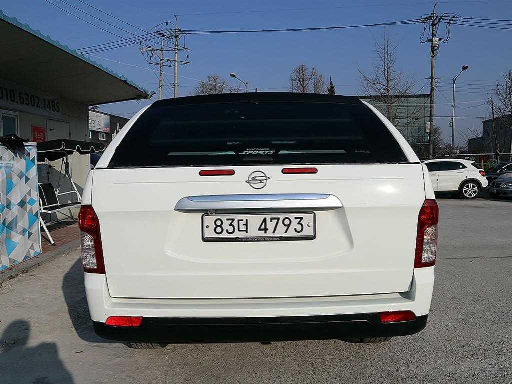 Ssangyong Korando - Vista 4