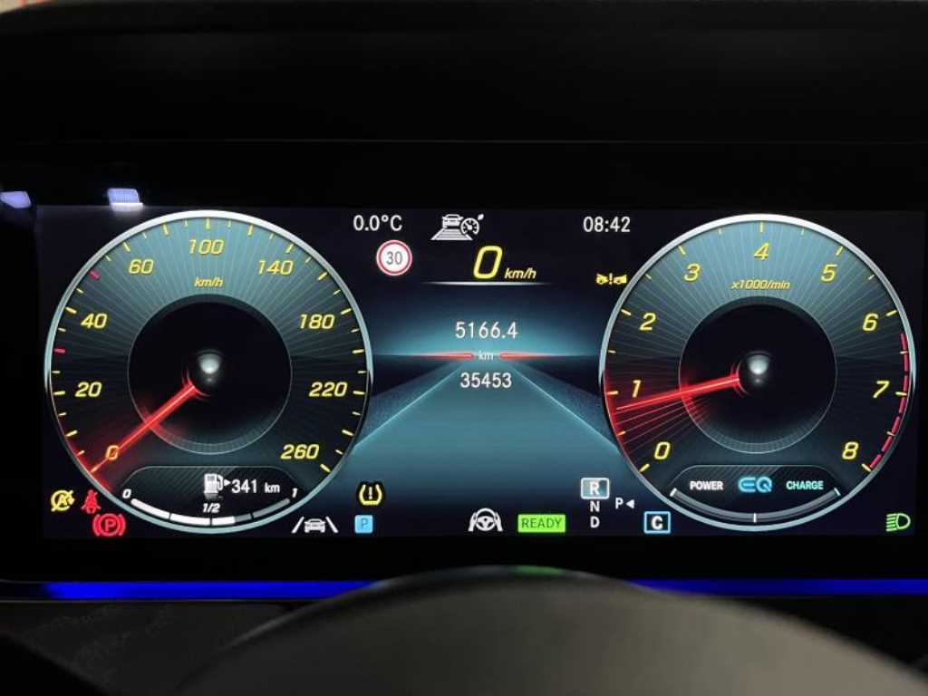 Mercedes Benz CLS Class - Vista 7