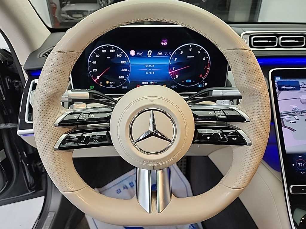 Mercedes Benz S Class - Vista 9